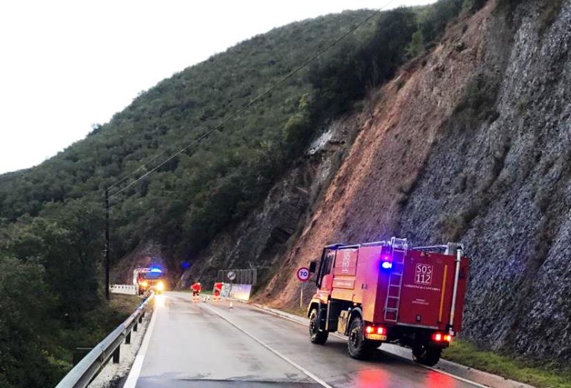 Cantabria sufre el corte de carreteras. Emergencia 112