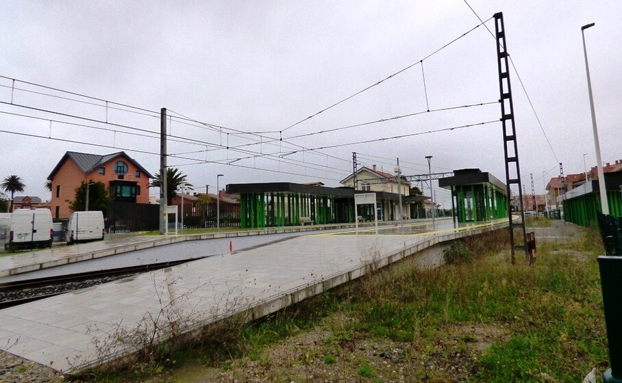 Parada del tren en Bezana. R.A.