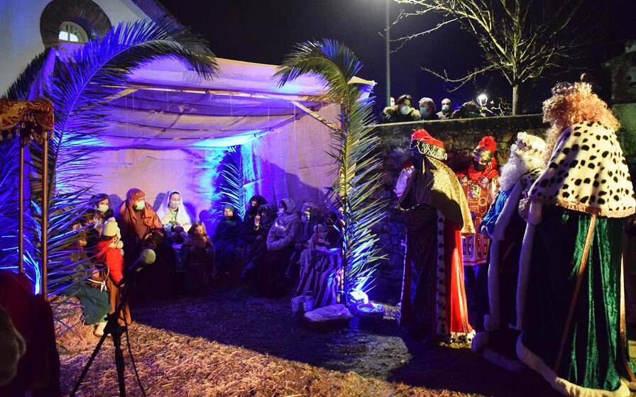 Figurantes en el belén viviente en Quijano.