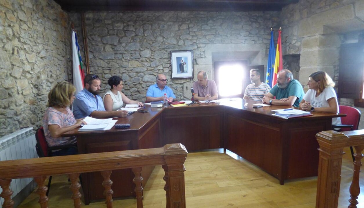 Concejales en el Ayuntamiento de Escalante. R.A.