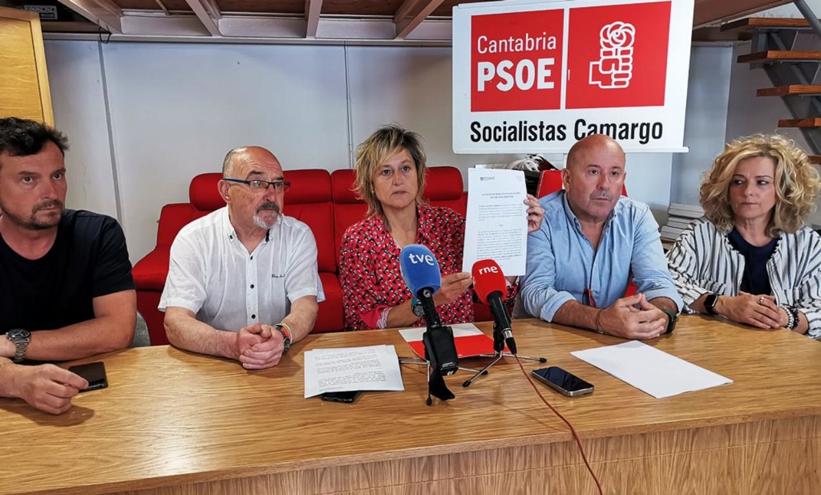 Rueda de prensa ofrecida por el PSOE de Camargo.