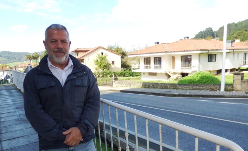 Juanjo Berenguer en el municipio de Meruelo. R.A.