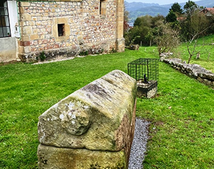 Sarcófago en Cieza.