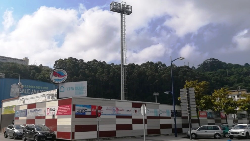 Campo de fútbol del Laredo.