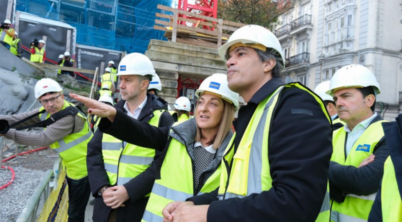 Visita a las obras del Mupac en Santander.