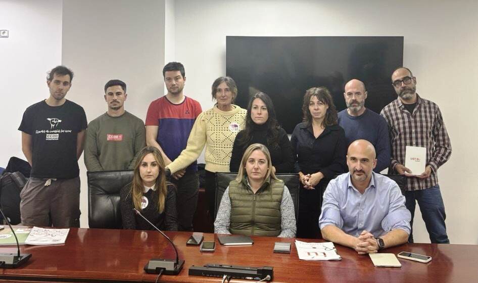 Miembros de la Junta en el encierro.