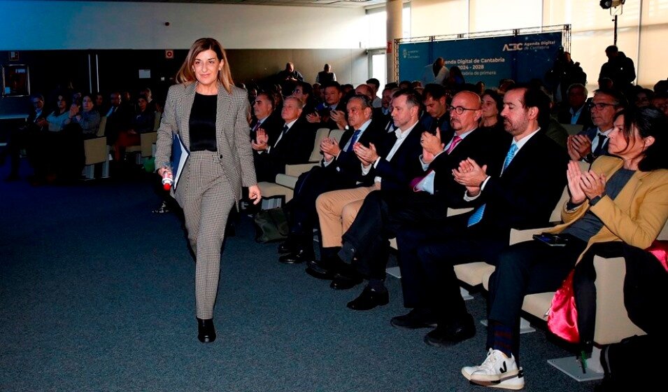 La presidenta de Cantabria, María José Sáenz de Buruaga, presenta la Agenda Digital de Cantabria.

22 nov 24