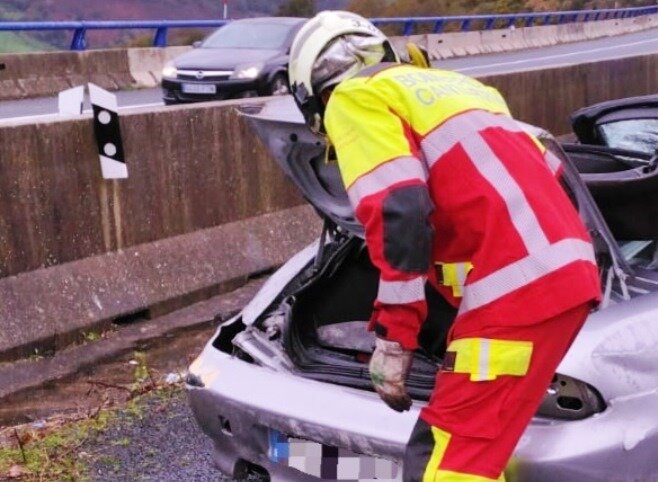 El accidente tuvo lugar a la altura de Molledo.