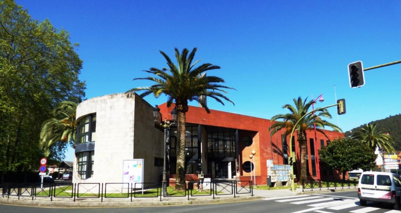 Centro de salud de Solares, de Medio Cudeyo. R.A.