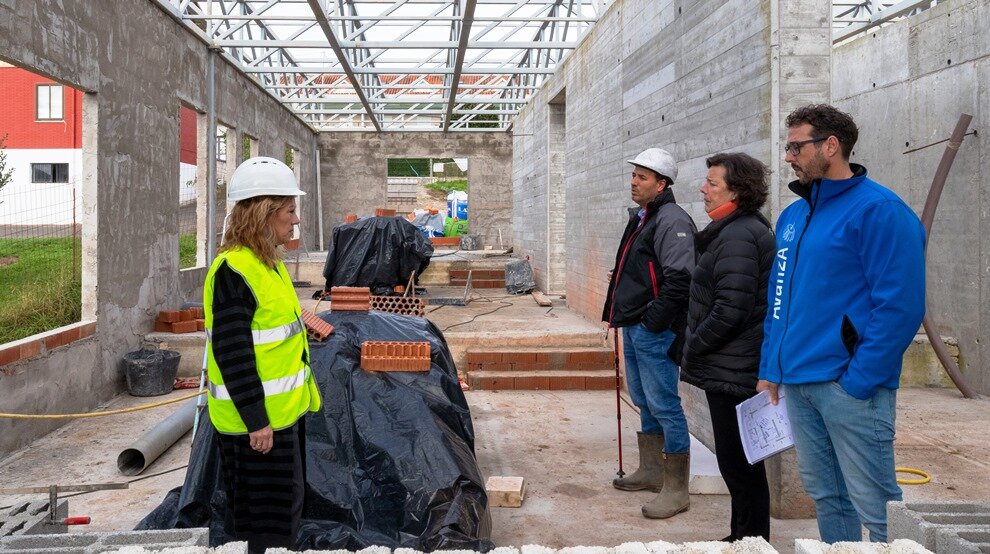 Visita a las obras del futuro Centro de Mayores de Polanco.