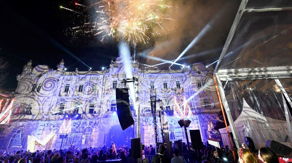 Un momento del encendido navideño en Santander.