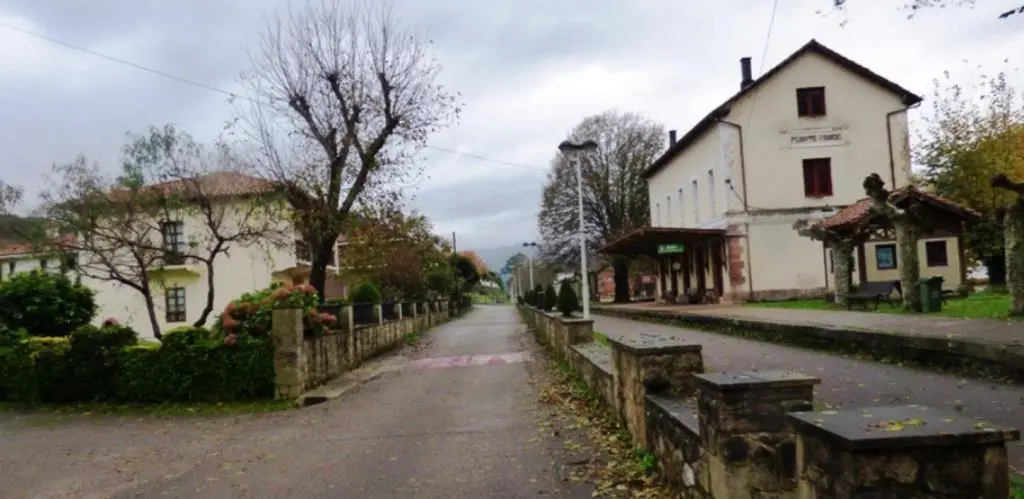 Estación de ferrocarril de Puente Viesgo. R.A.