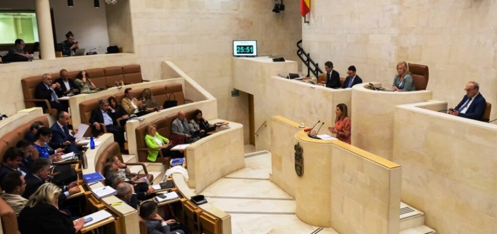 Diputados regionales en el Parlamento de Cantabria. R.A.