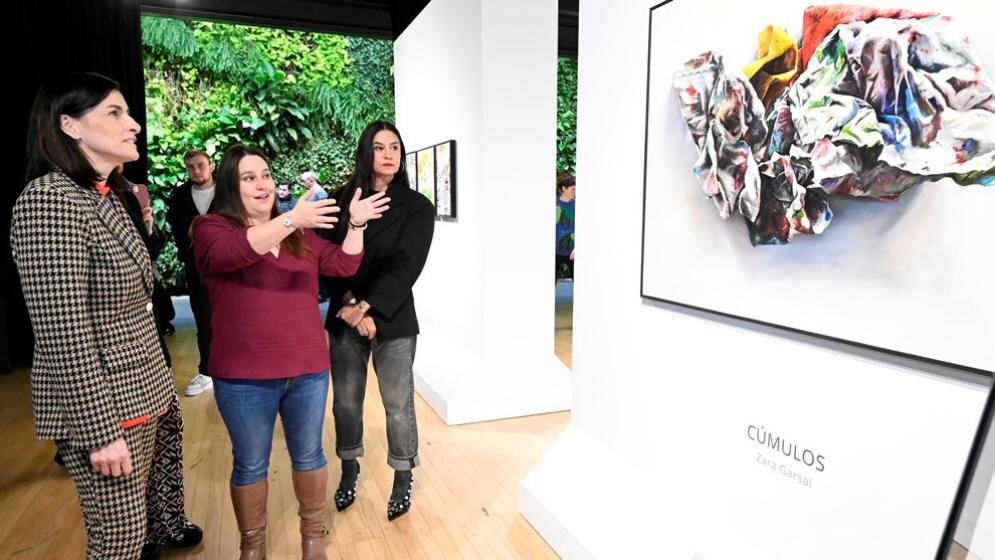 Presentación de las exposiciones en Tabacalera.